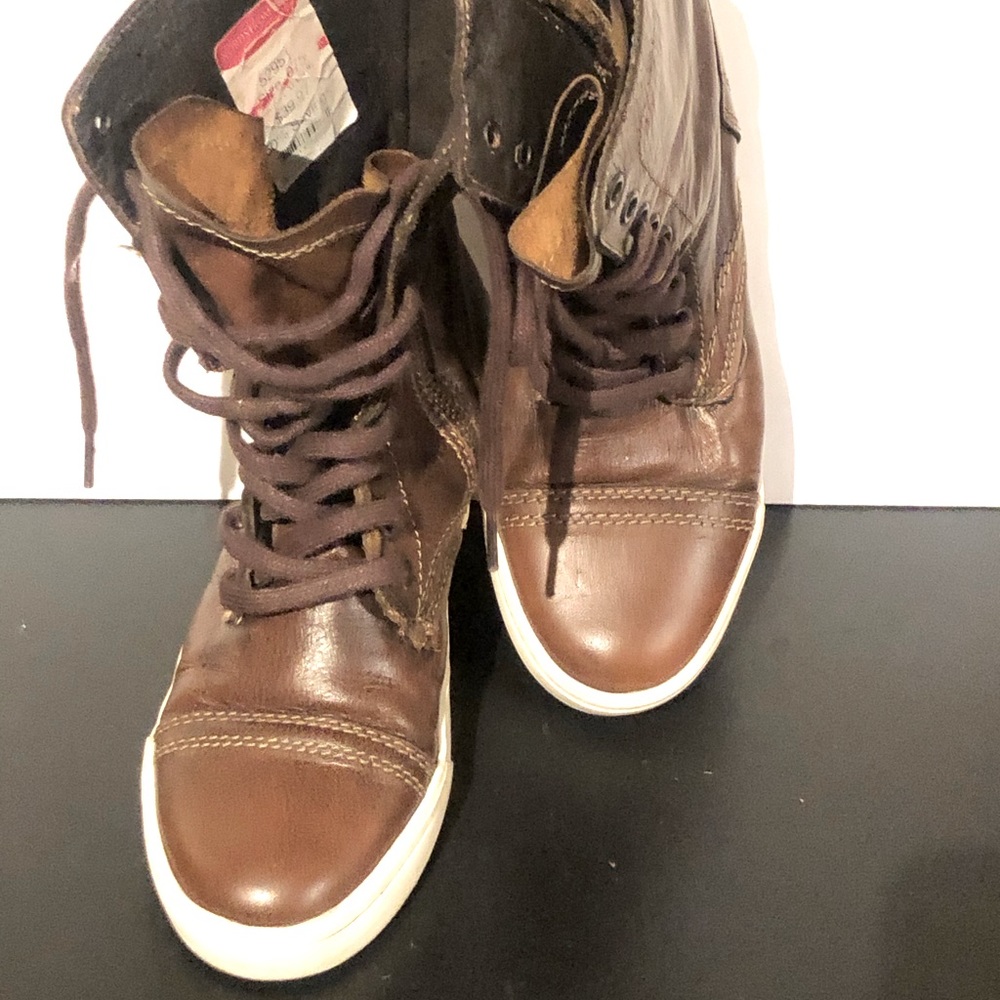 STEVEN leather sneaker